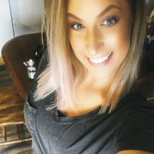 Meet your Posher, Chelsie